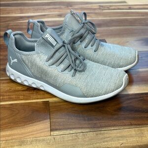 Women's Puma Slip on Sneaker size 9.5